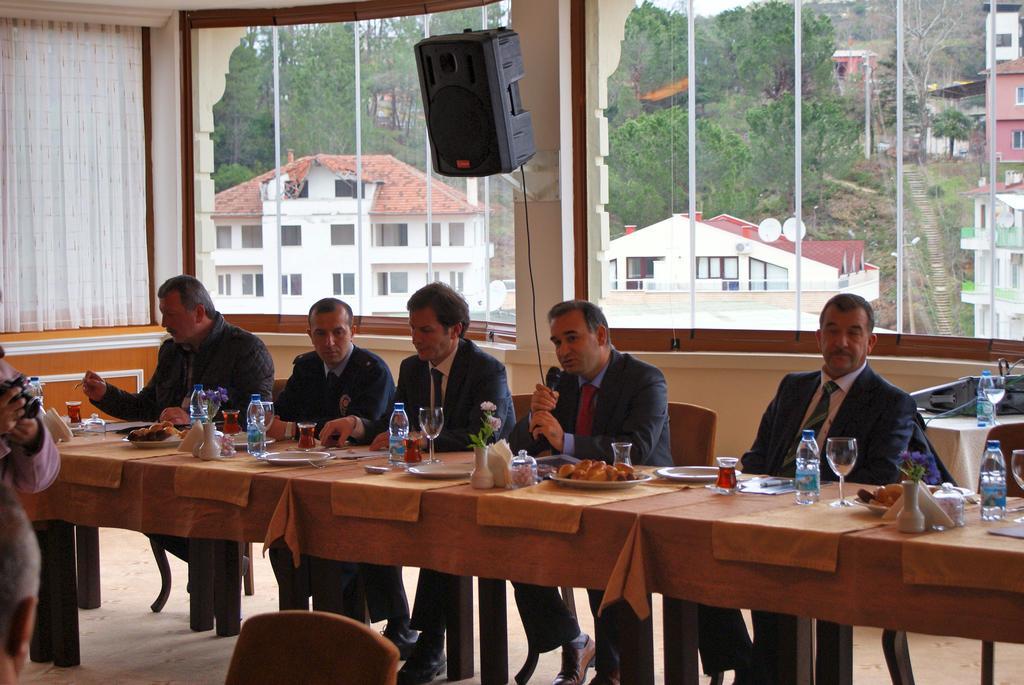 Green Thermal Hotel Yalova  Buitenkant foto